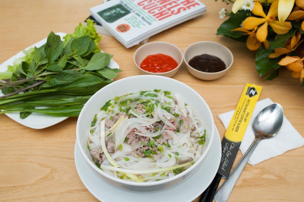 All Seasons Hotel Ho Chi Minh City Bagian luar foto